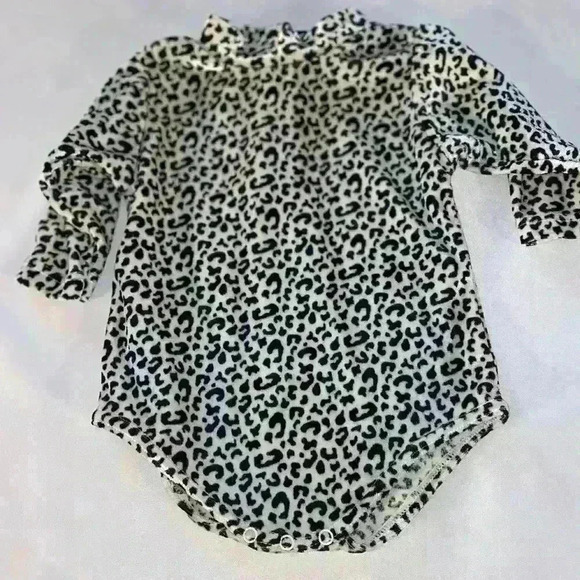 The Children's Place Size 12M Leopard Print Velour Stretch Onesie - Picture 1 of 6
